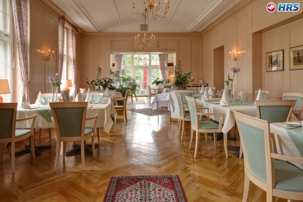 Unter den Linden Parkhotel (Halberstadt)